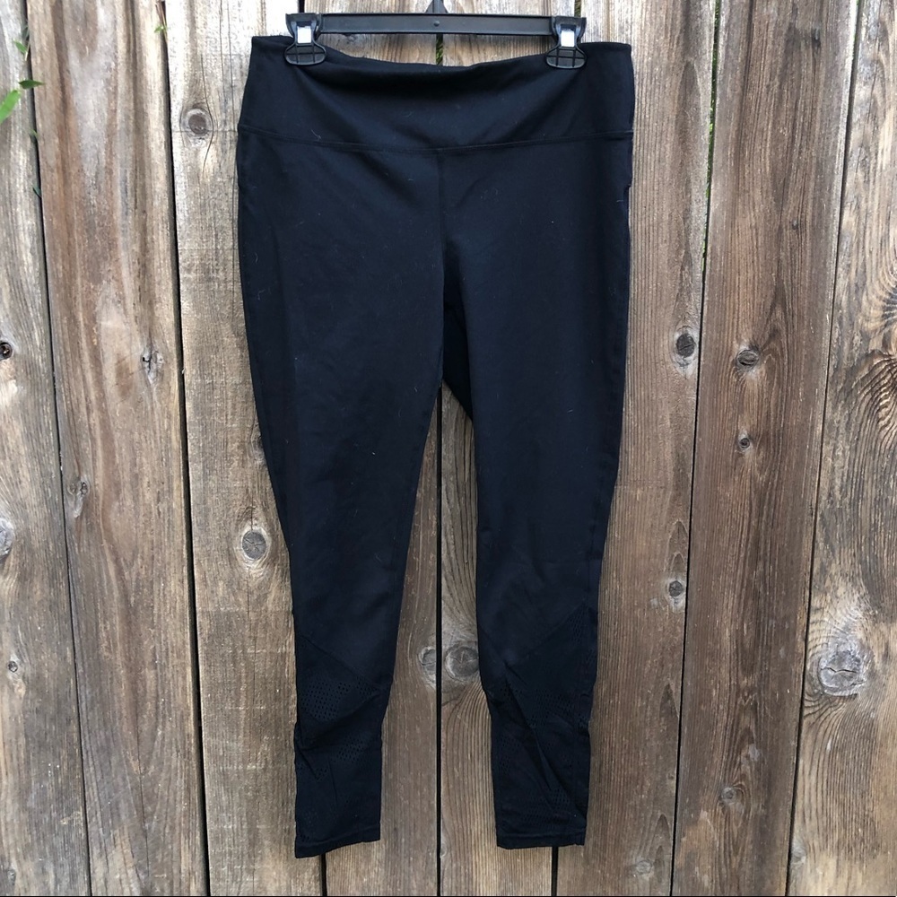 Gap workout leggings with stars